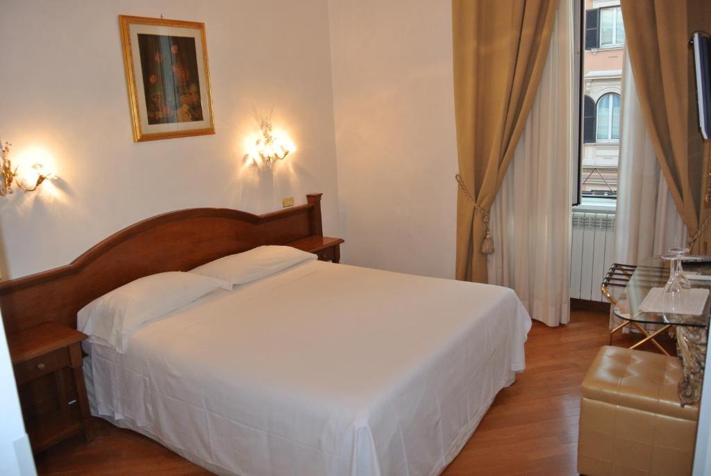 מלון רומא Le Petit Real חדר תמונה